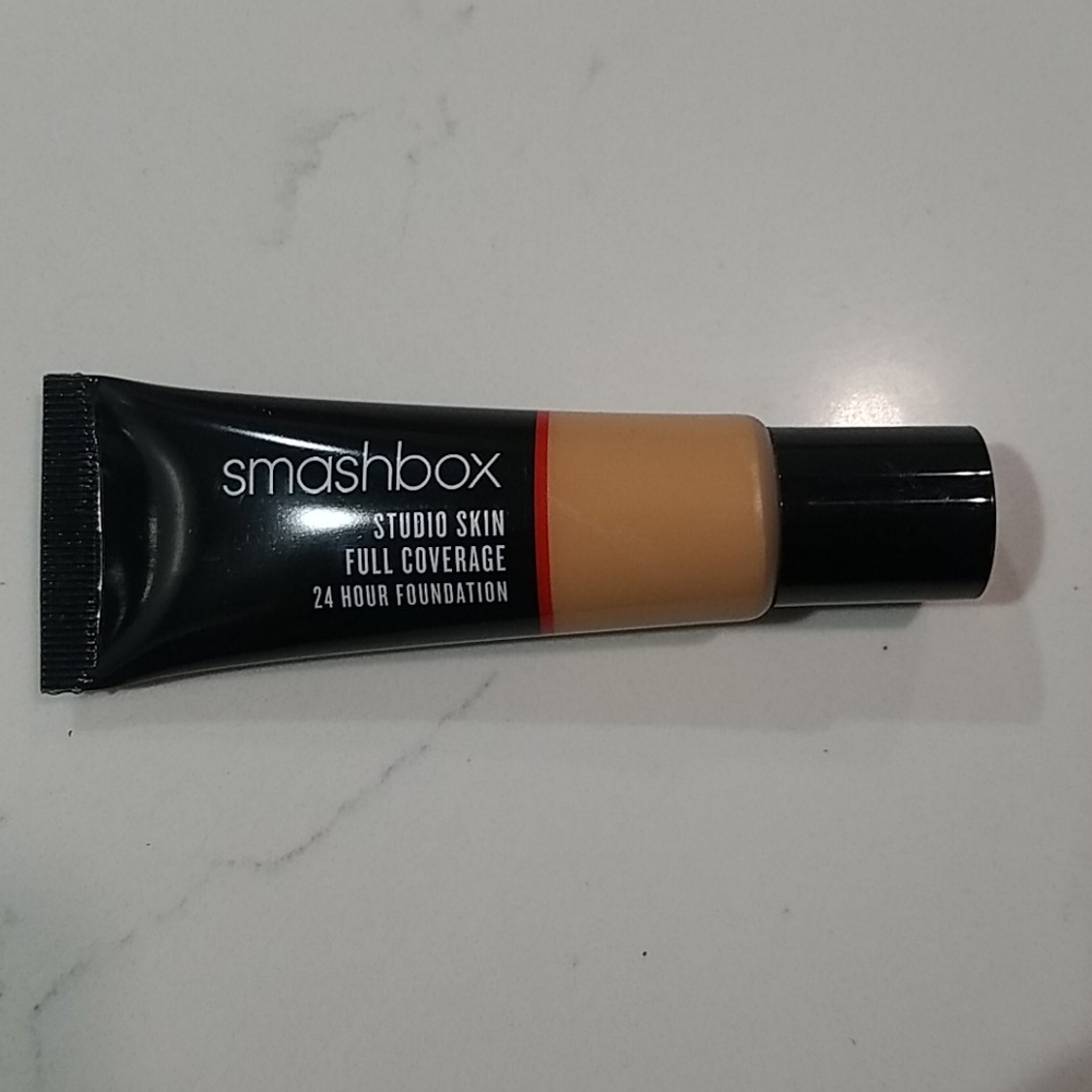 Smashbox Foundation